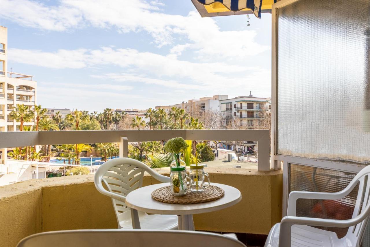 Apartamentos Alboran-Arysal Салоу Екстериор снимка