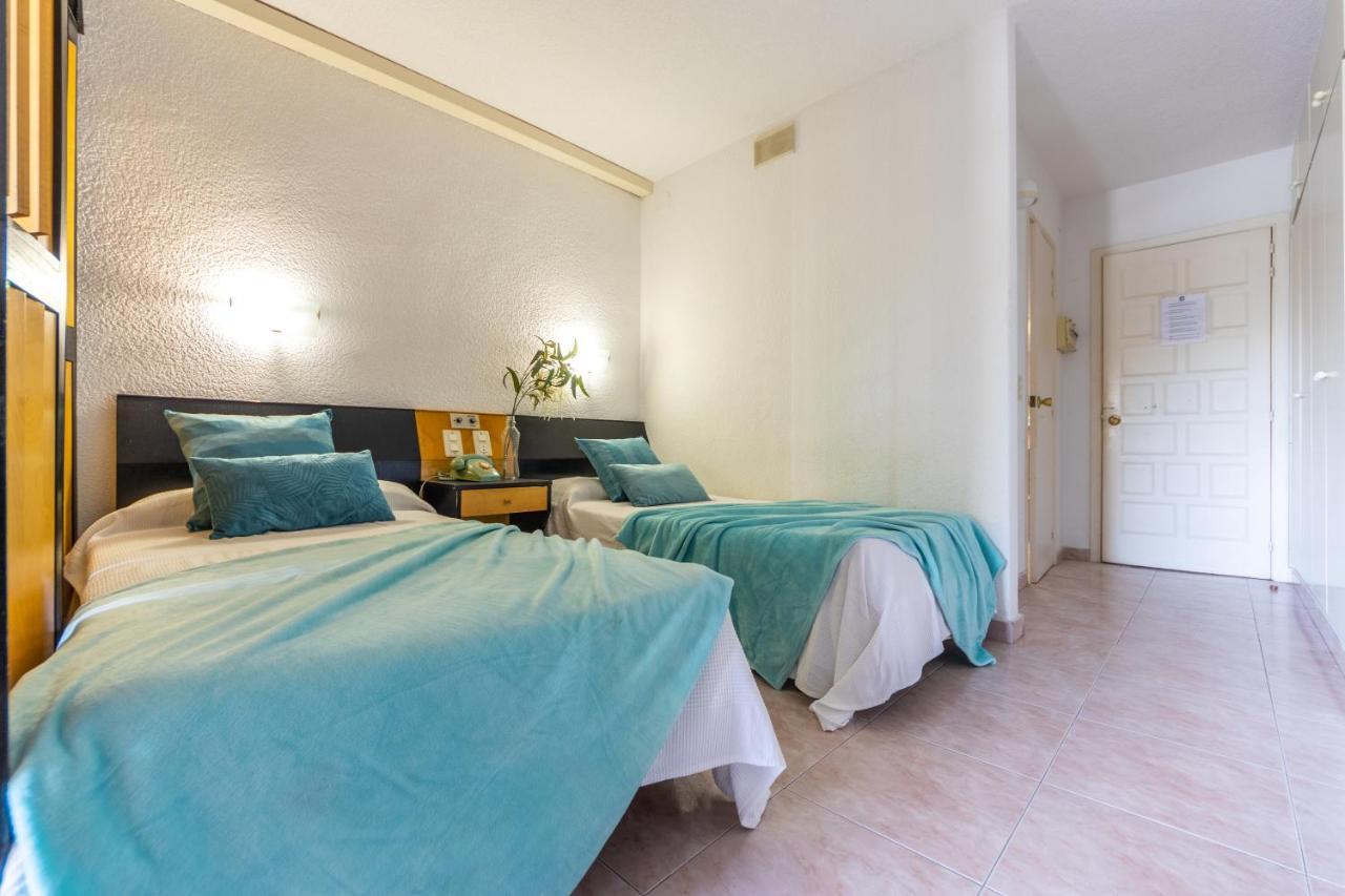 Apartamentos Alboran-Arysal Салоу Екстериор снимка