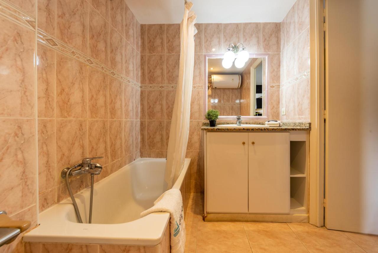 Apartamentos Alboran-Arysal Салоу Екстериор снимка
