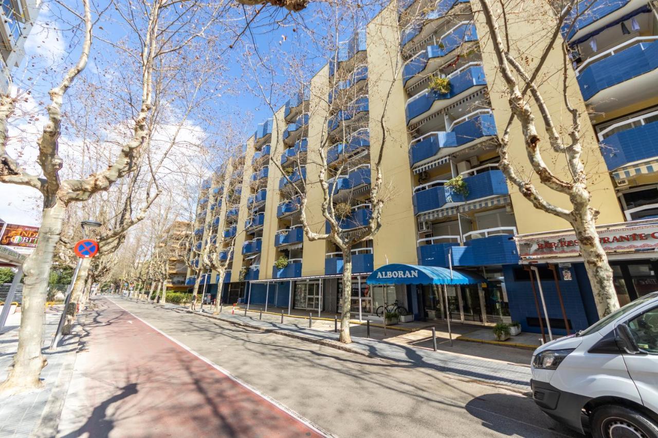 Apartamentos Alboran-Arysal Салоу Екстериор снимка