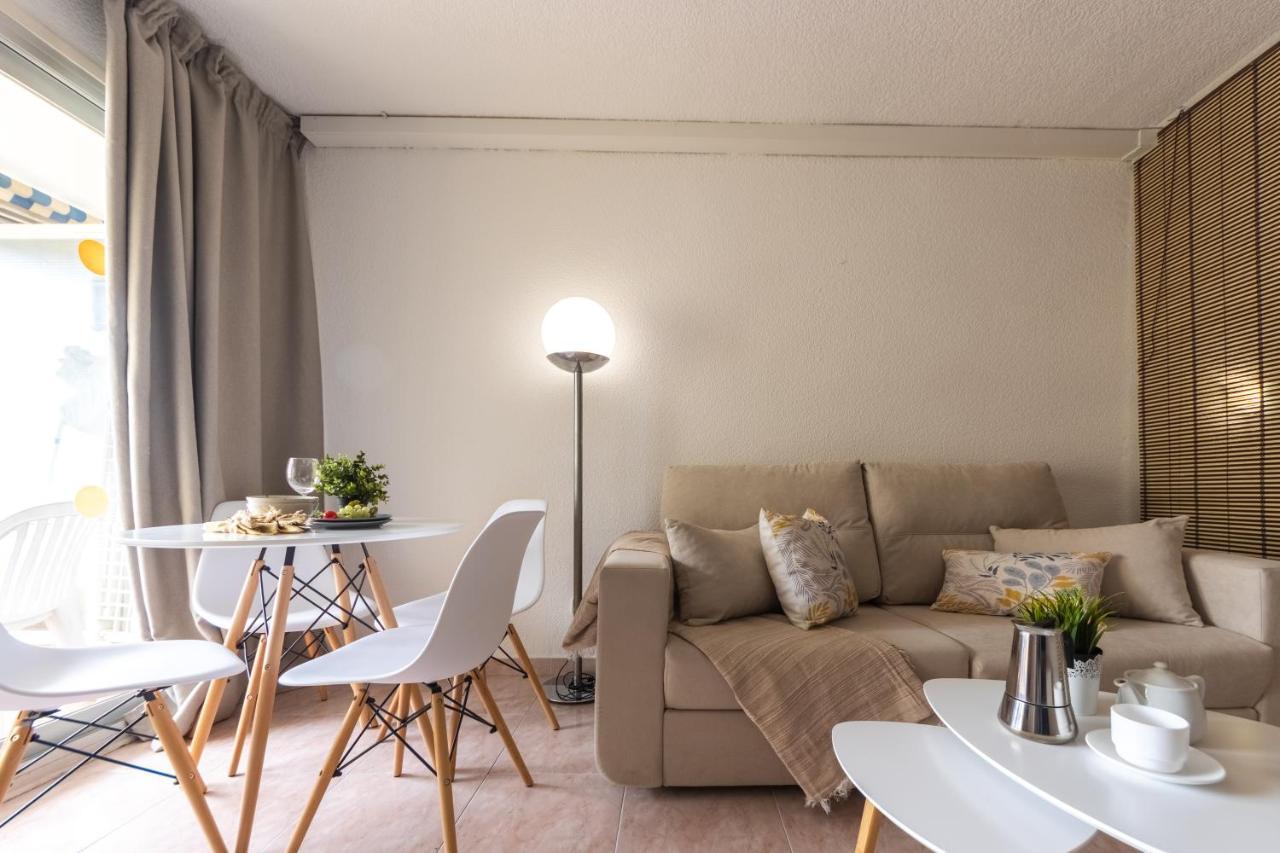 Apartamentos Alboran-Arysal Салоу Екстериор снимка