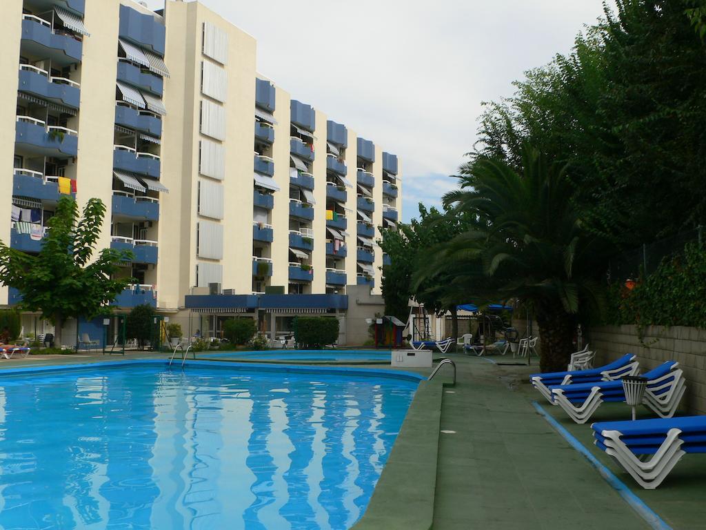 Apartamentos Alboran-Arysal Салоу Екстериор снимка